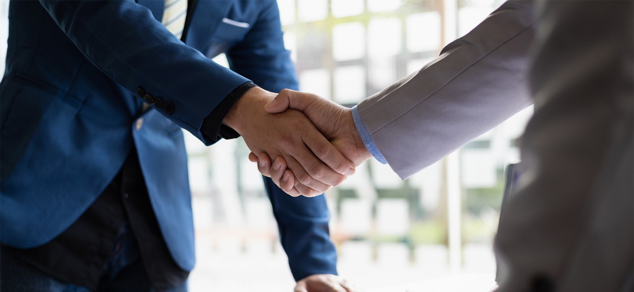 Hand shake